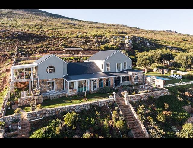5 BEDROOM PROPERTY TO RENT IN SAN MICHEL